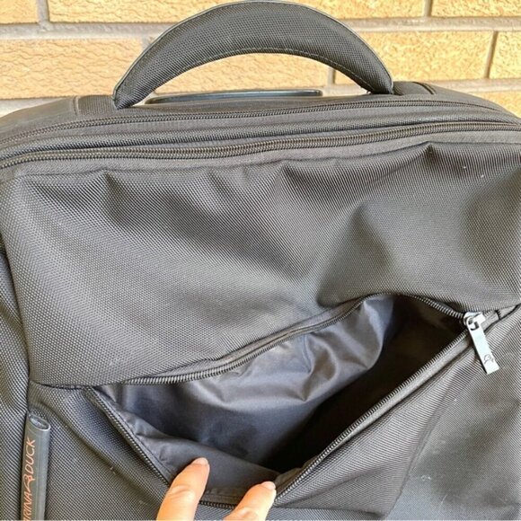 Mandarina Duck Black Work Trolley Pilot Case - great for work travellers! - Picture 5 of 15